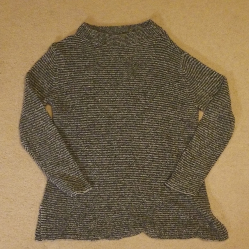 Old Navy Sweater Grey Size Large
